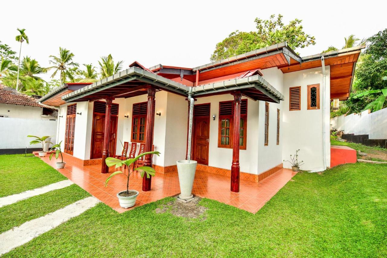 The Senu Grand Villa Hikkaduwa Eksteriør billede